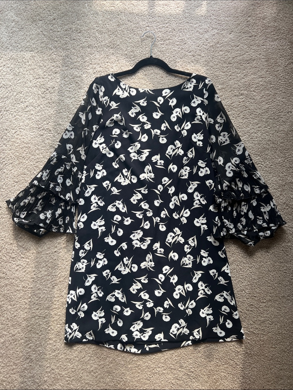 Ann Taylor Black & White Floral Dress - Size 12 - New With Tags